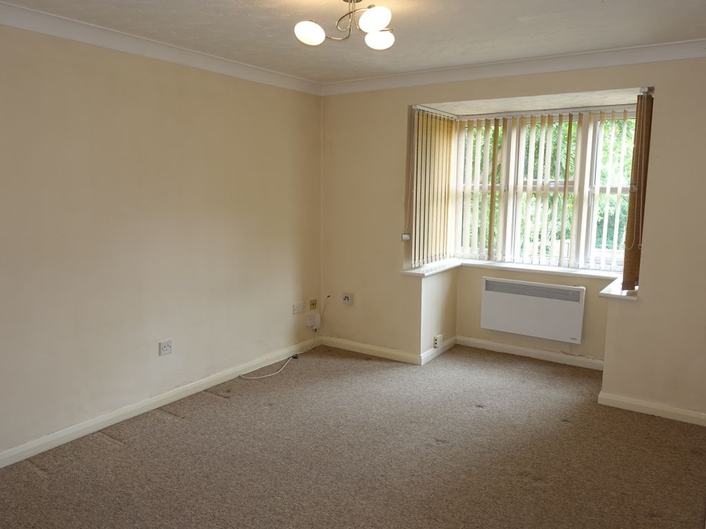 Property photo 2 of 8