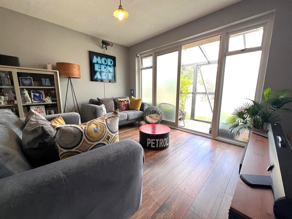 Property photo 3 of 12 03.Jpg