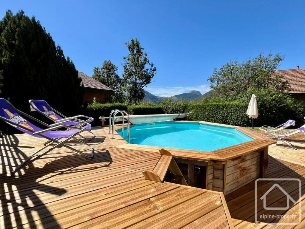 Property photo 1 of 32