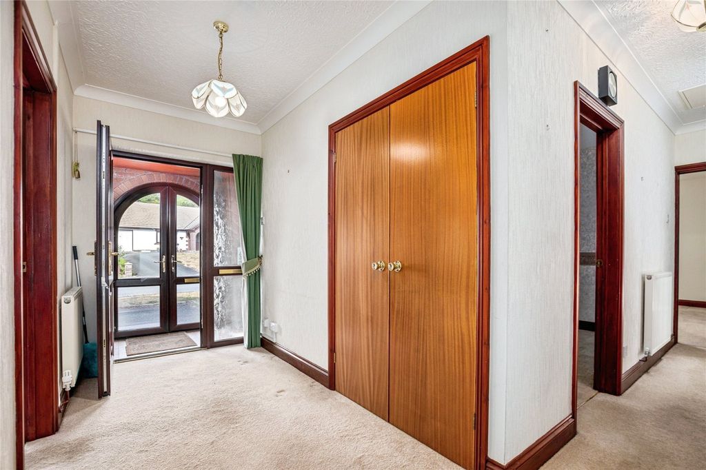 Property photo 3 of 35 Picture No. 21