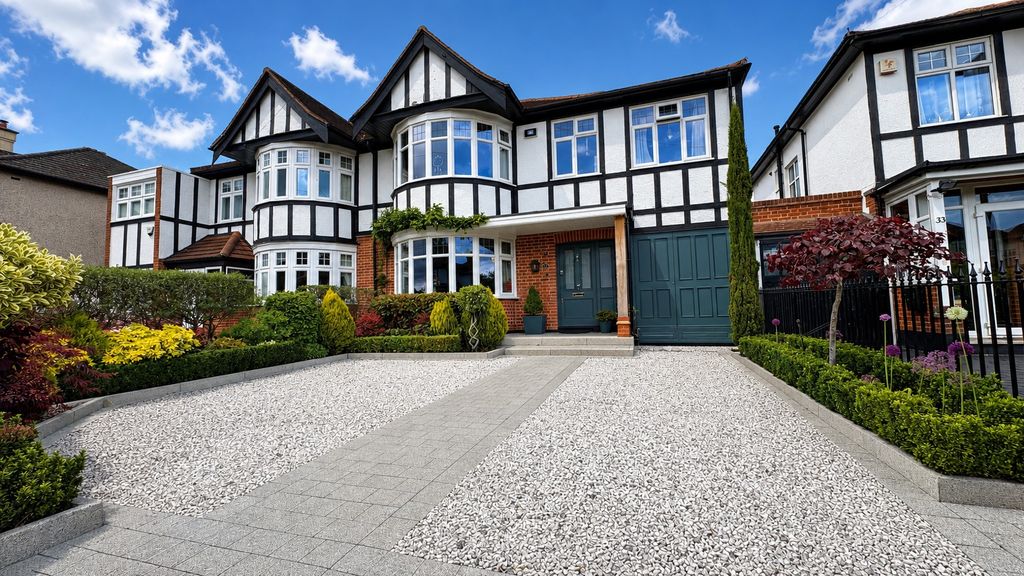 Property photo 1 of 22 5180530