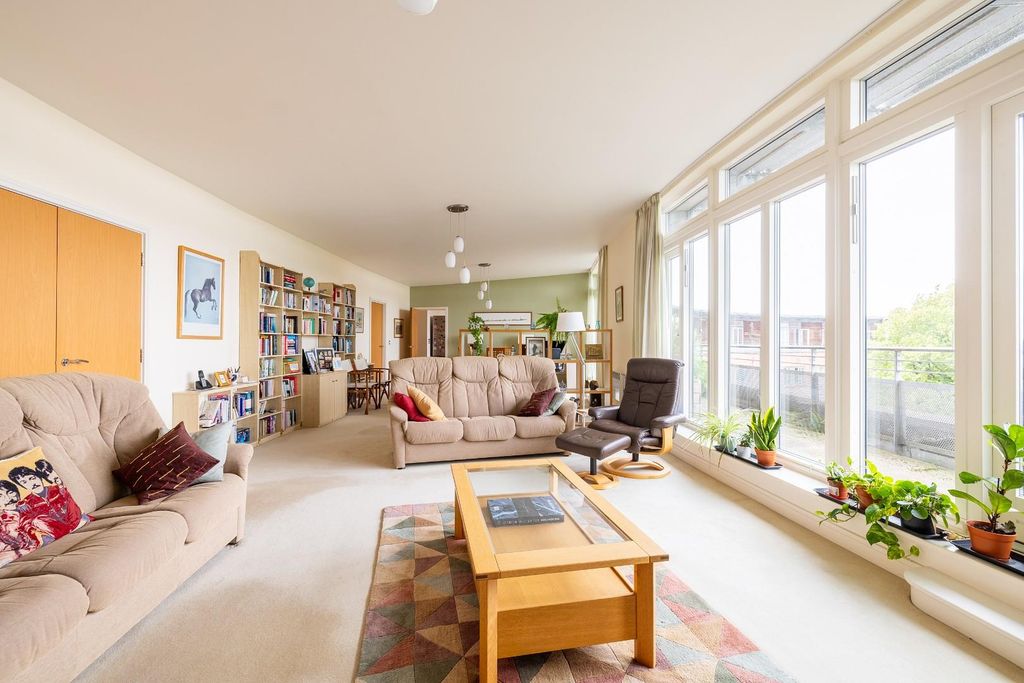 Property photo 1 of 32 014A4394-Hdr.Jpg