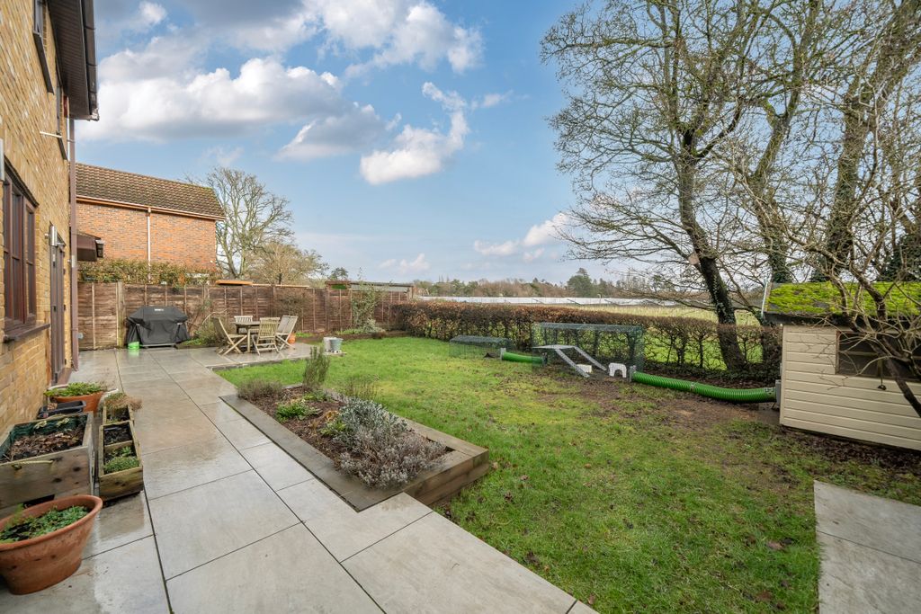 Property photo 3 of 11