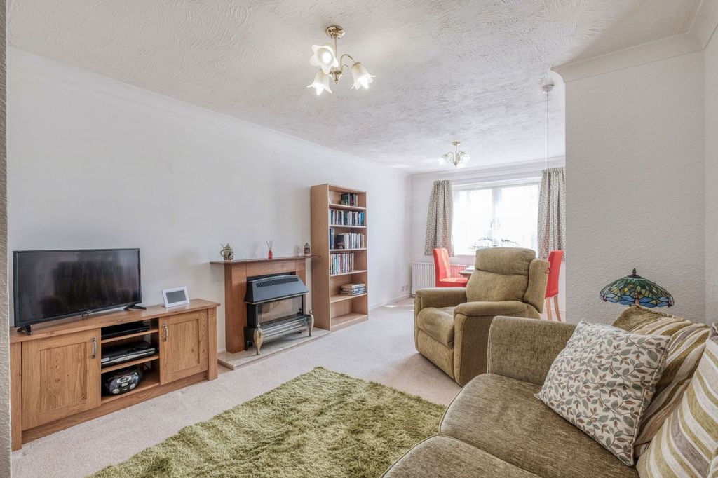 Property photo 3 of 14