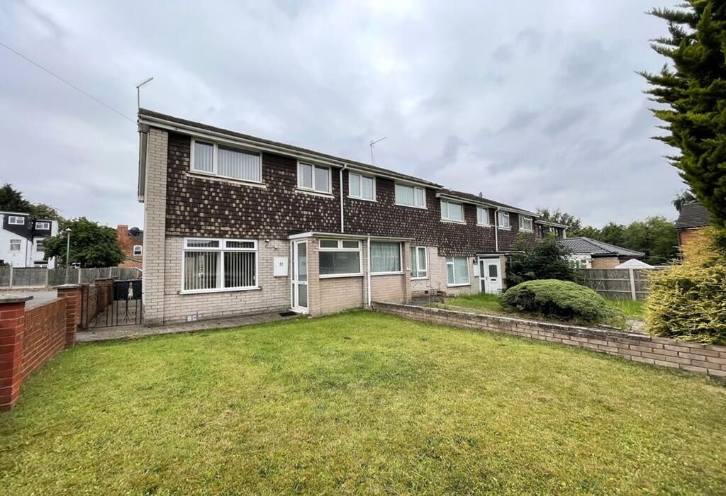 Property photo 1 of 17