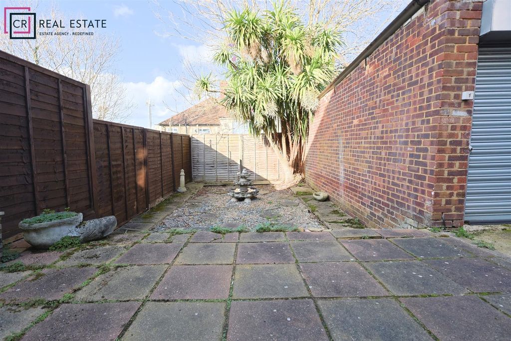 Property photo 2 of 11 Rear Garden
