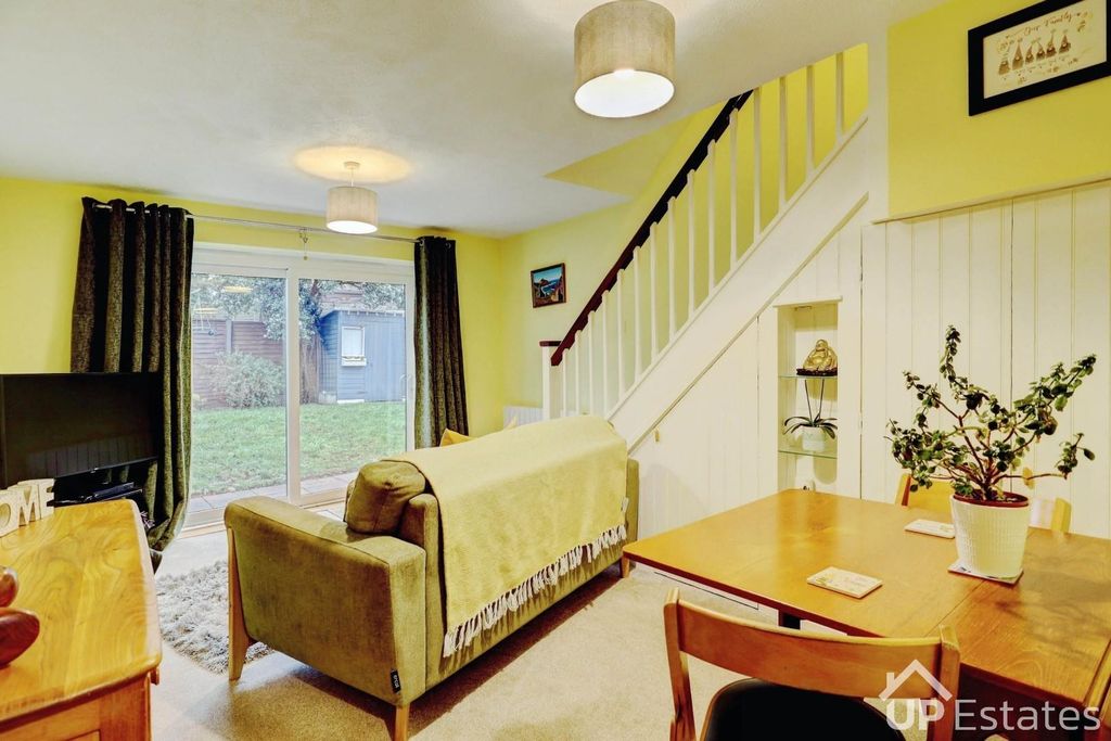 Property photo 3 of 18