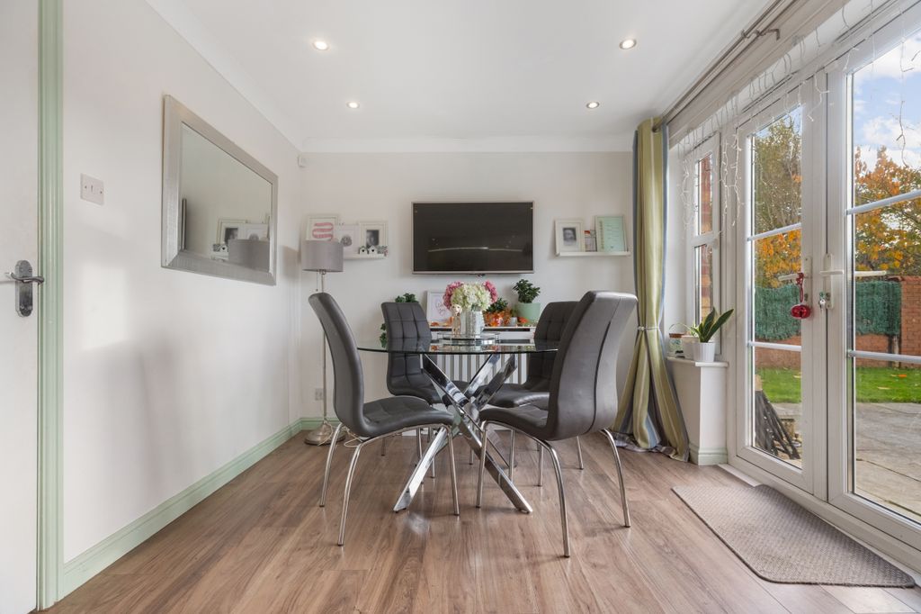 Property photo 3 of 16 Property Image 3