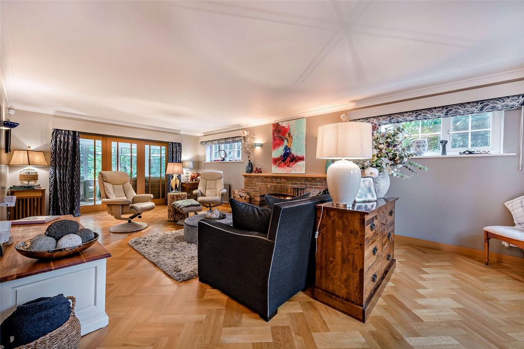 Property photo 2 of 22 Picture No. 04