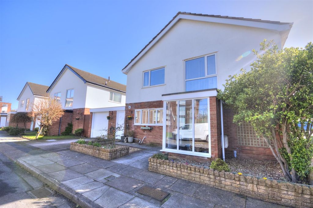 Property photo 1 of 26 Dsc_3340_Enhancer.Jpg