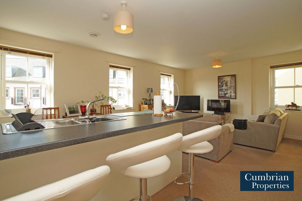 Property photo 2 of 16 Open Plan Living