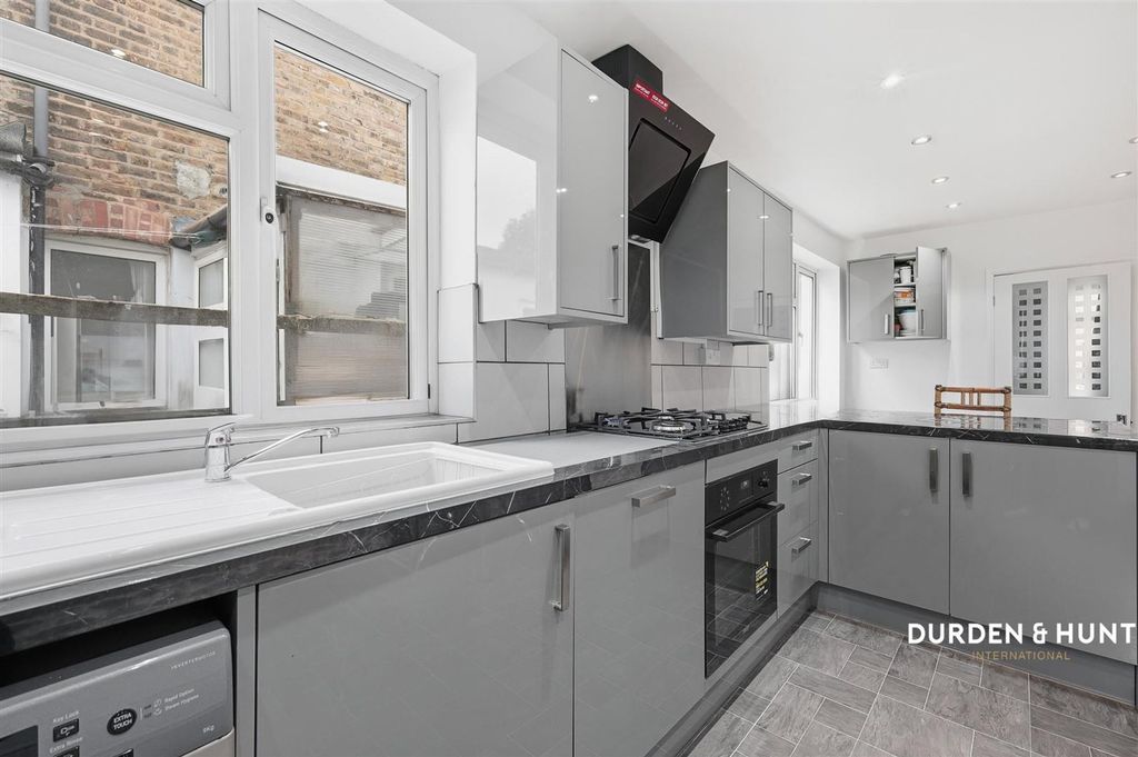 Property photo 3 of 26 St. Georges Road