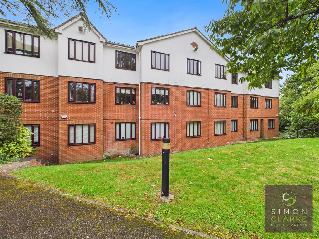 Property photo 2 of 9 Cam05425G0-Pr0046-Still016.Jpg