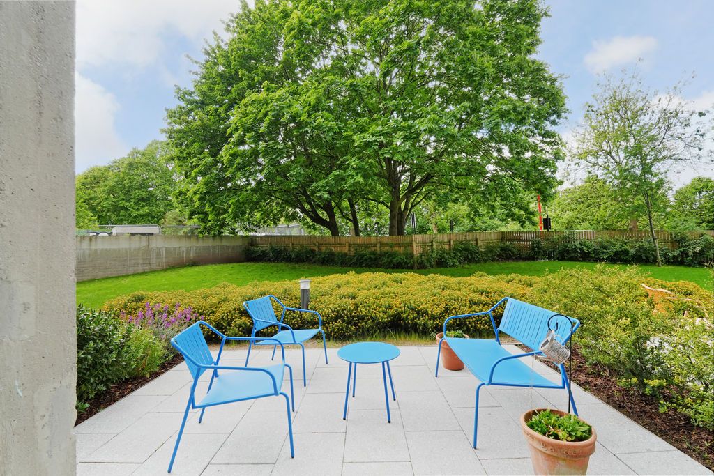 Property photo 3 of 24 Entertaining Patio