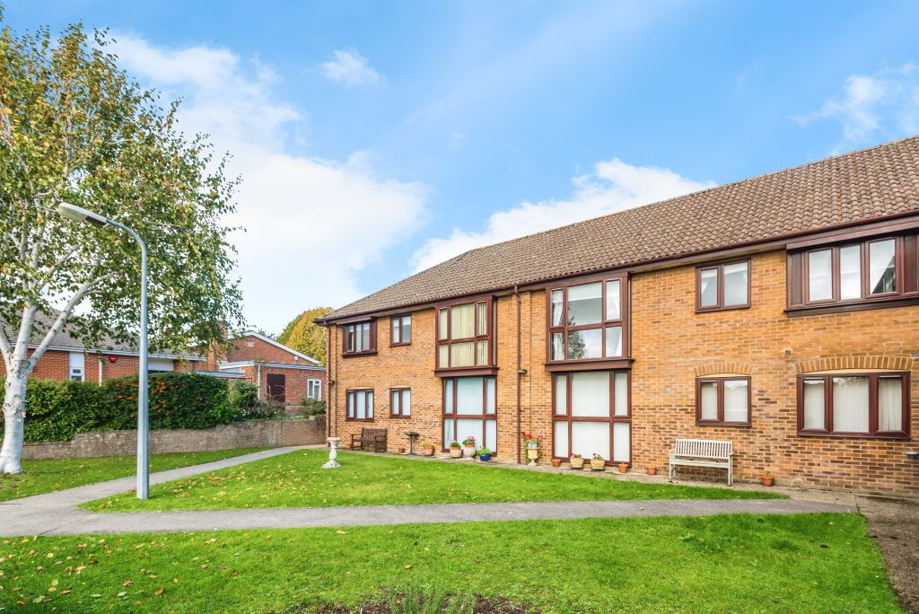 Property photo 2 of 12