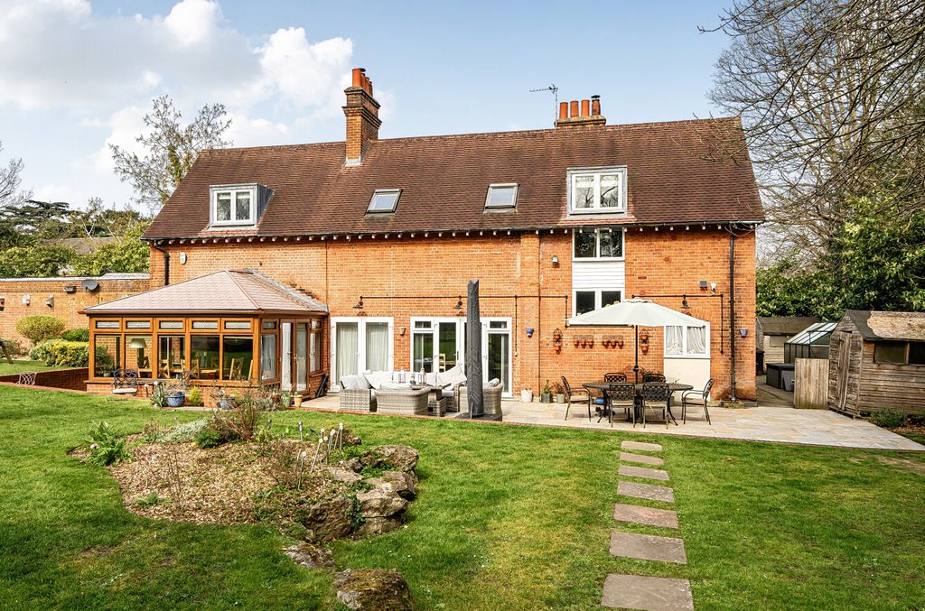 Property photo 2 of 22 1429970-19-69c198...