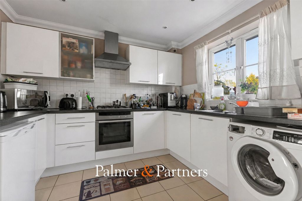 Property photo 3 of 18 Picture No. 09