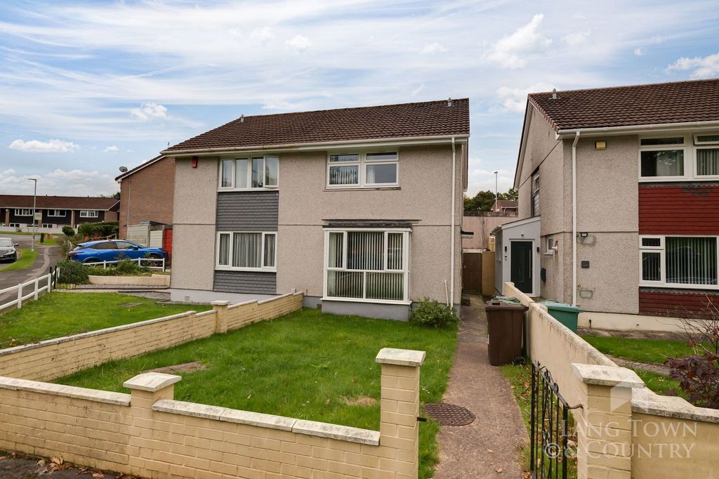 Property photo 1 of 14