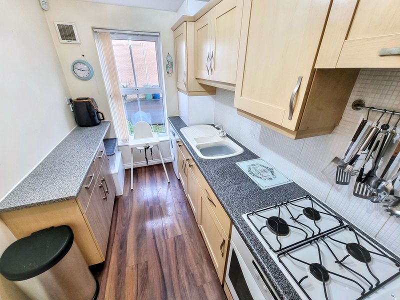 Property photo 2 of 14 Photo 7