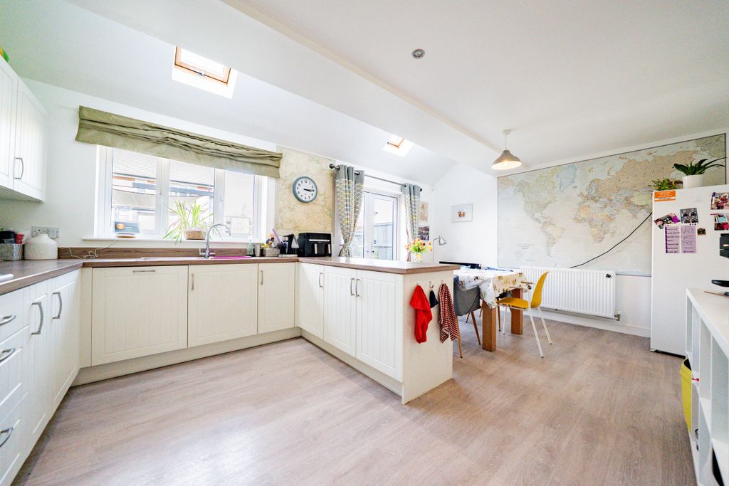 Property photo 2 of 25 Dsc01303