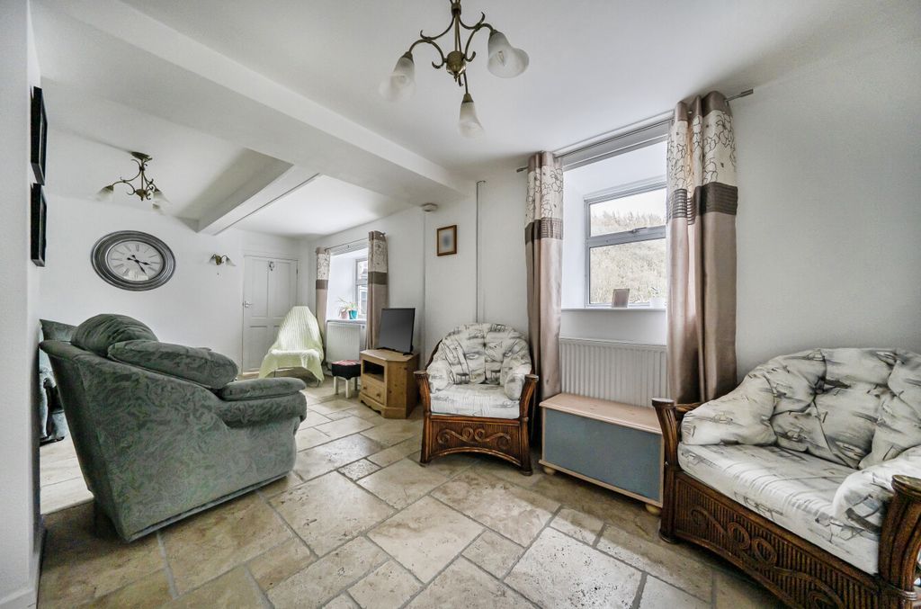 Property photo 3 of 43 1419523-6-69Ab1ee...