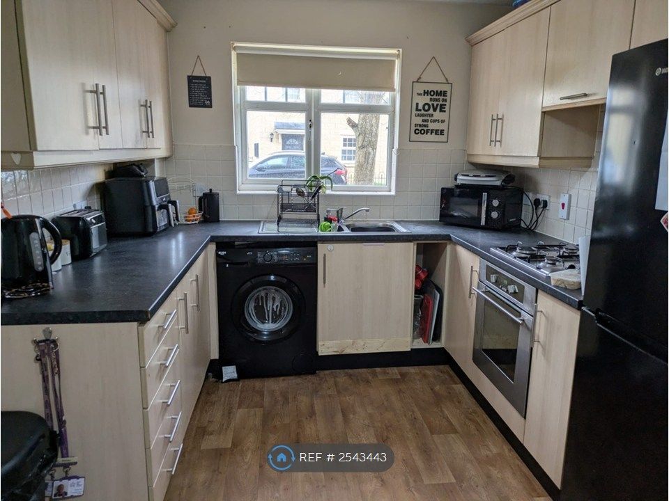 Property photo 1 of 5