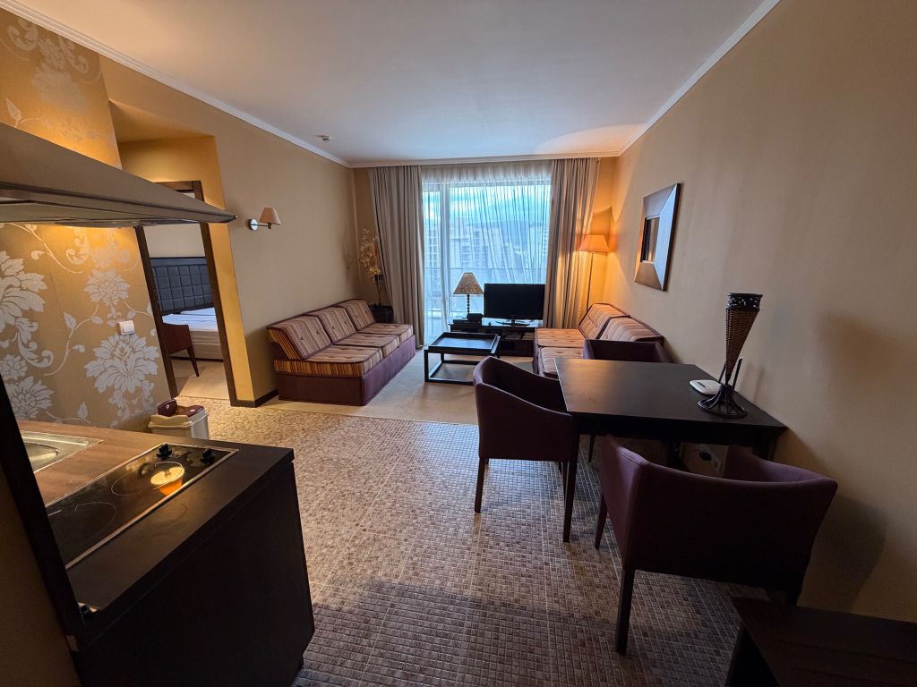 Property photo 3 of 21