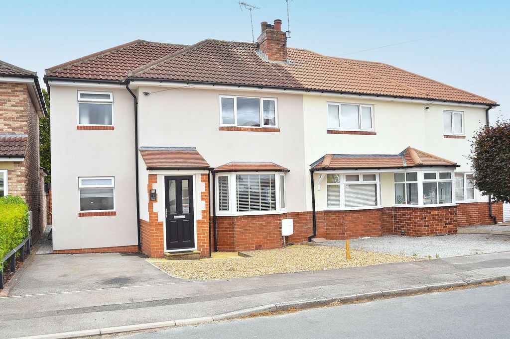 Property photo 1 of 29