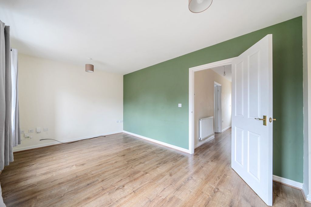 Property photo 3 of 15 146328946A0315Ea48A45