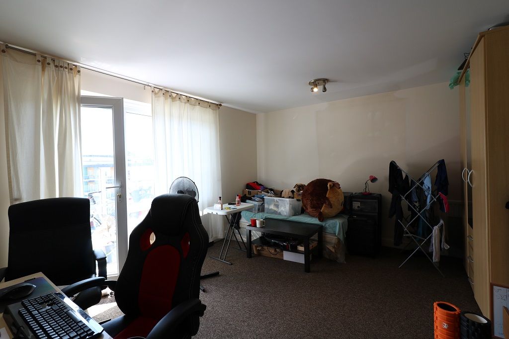 Property photo 3 of 6