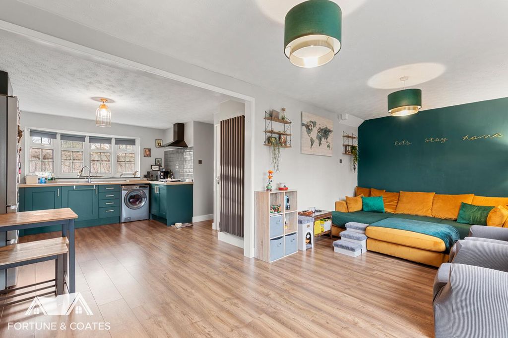 Property photo 3 of 18 Tithelands_16.Jpg