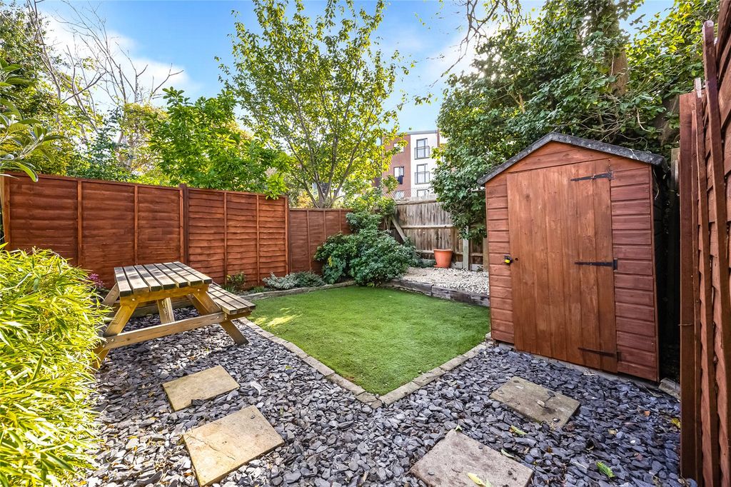 Property photo 3 of 12 Picture No. 02