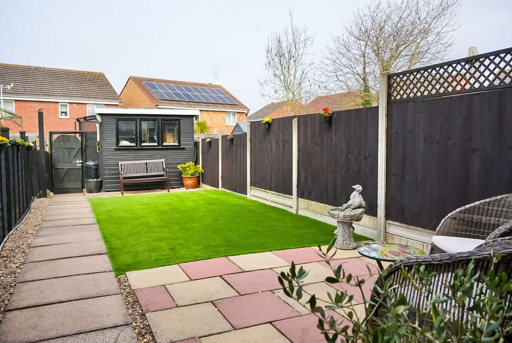 Property photo 3 of 17