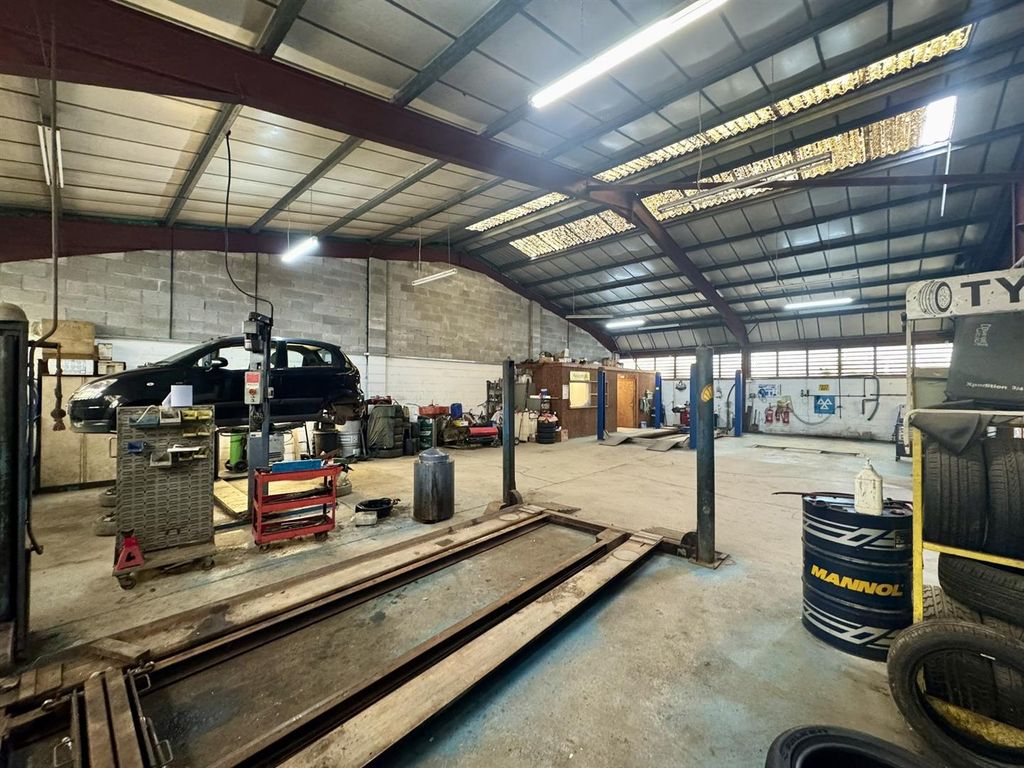 Property photo 3 of 7 Img_8726.Jpeg