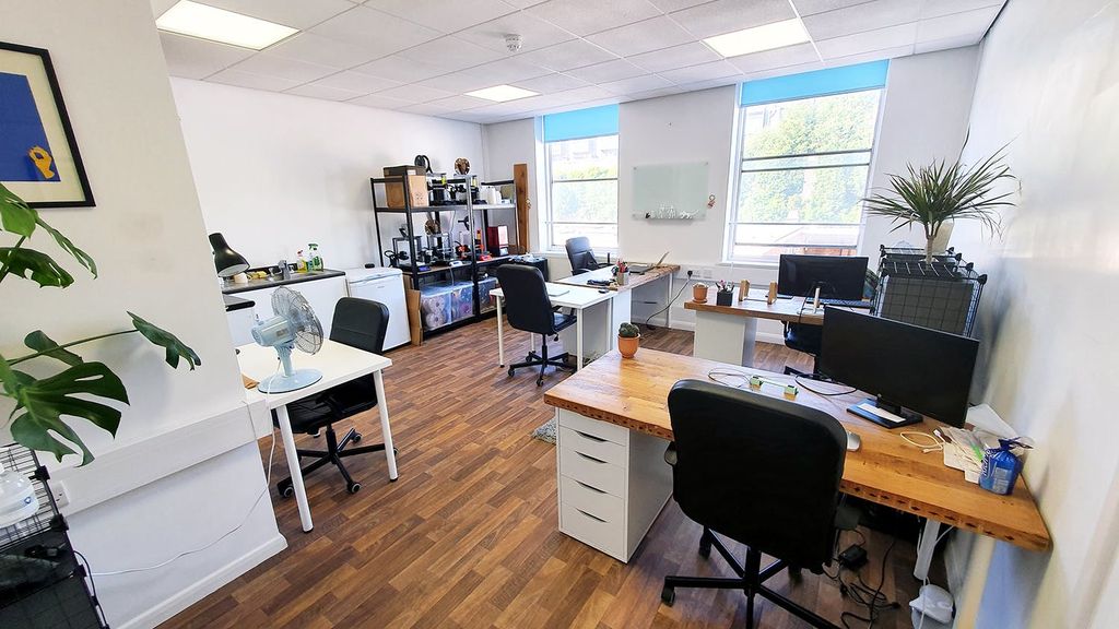 Property photo 3 of 6 5.Jpg