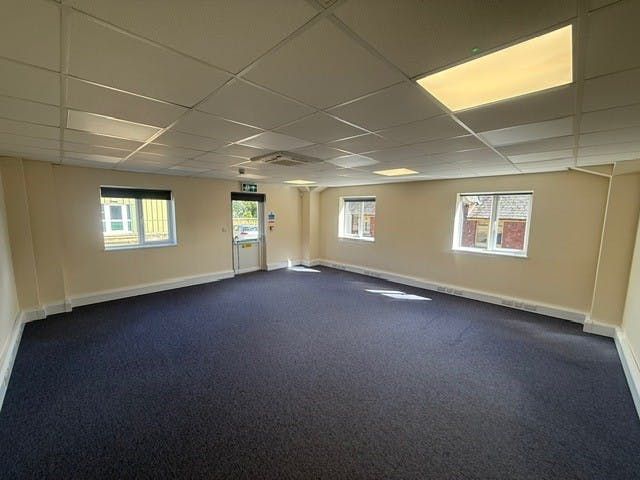 Property photo 2 of 6 7.Jpg