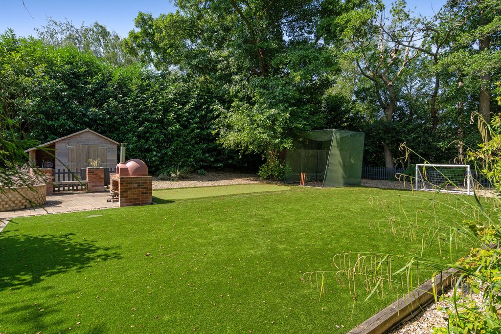 Property photo 3 of 22