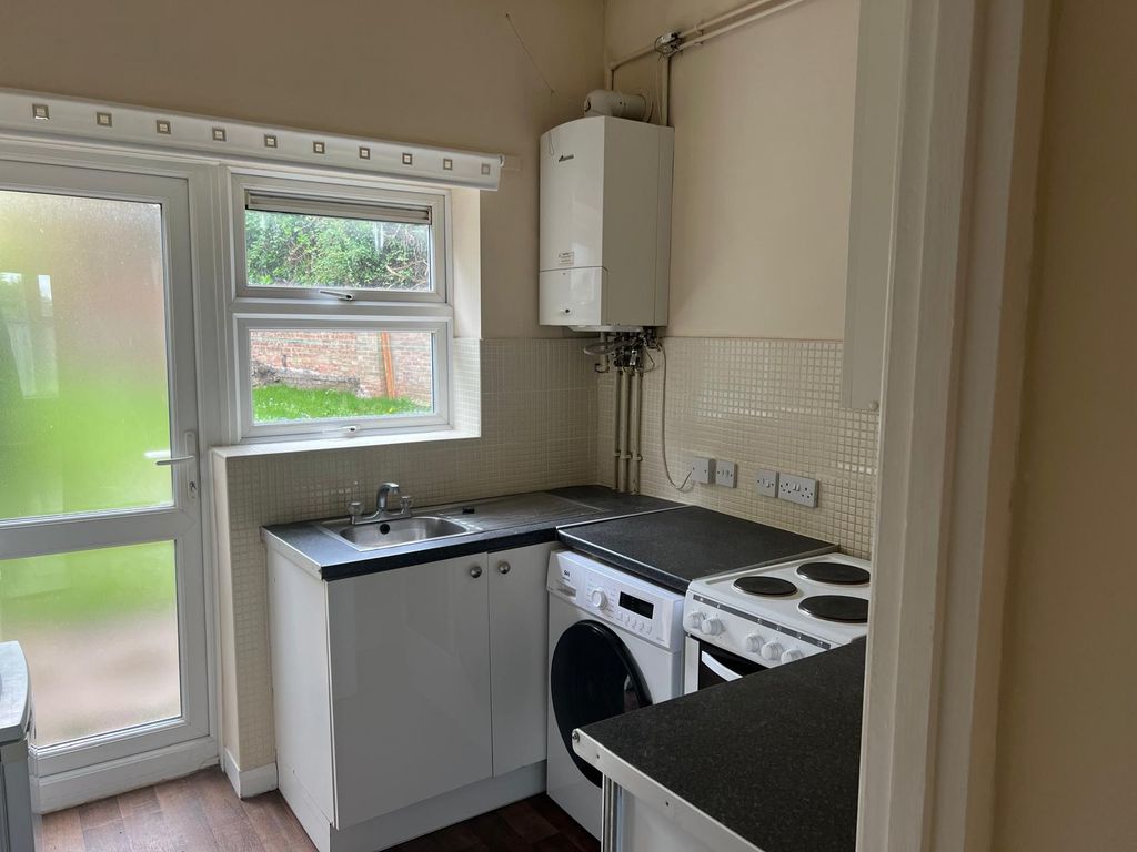 Property photo 3 of 5 Gallery