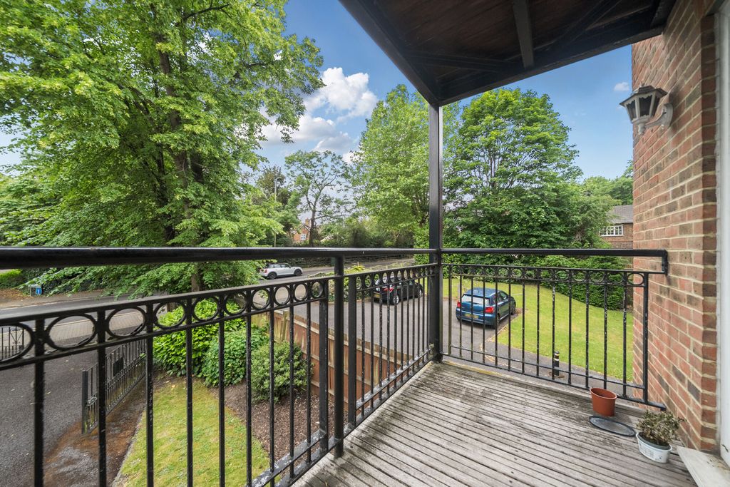 Property photo 3 of 15 Balcony