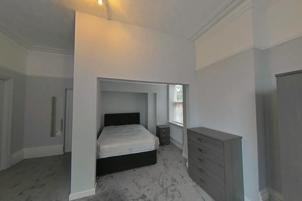 Property photo 3 of 4