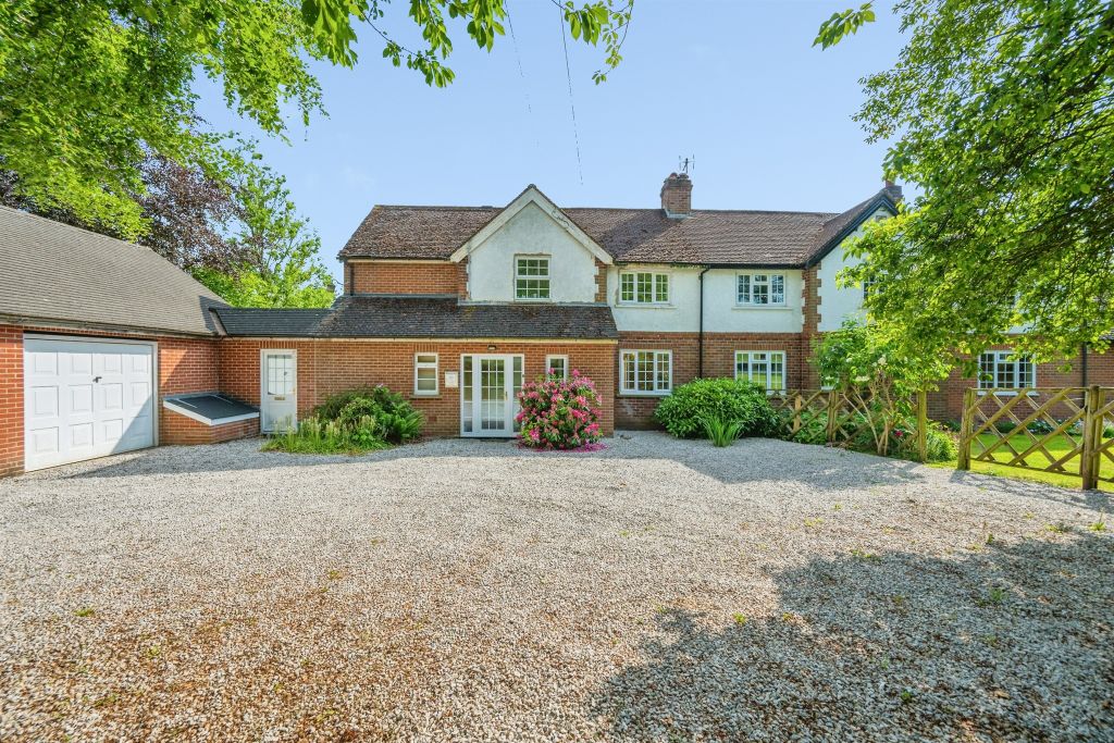 Property photo 1 of 28