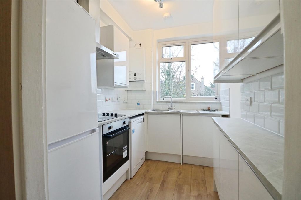 Property photo 3 of 9 Bc7Db0A5-Img_3898.Jpg