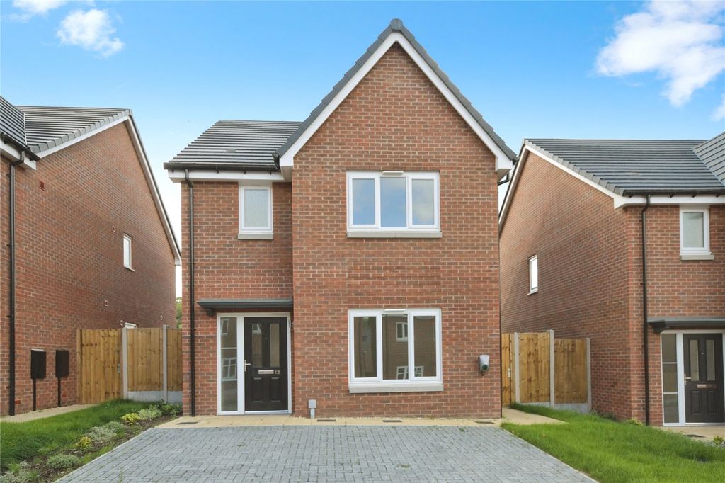 Property photo 1 of 13 Plot 20 The Scot