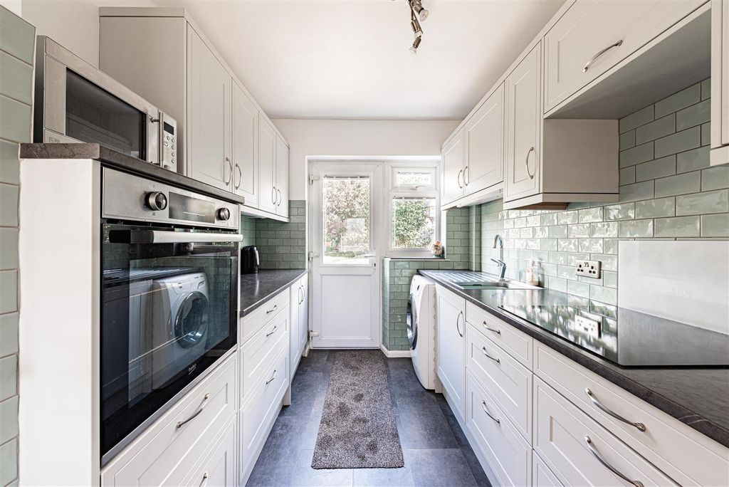 Property photo 3 of 12 L J Imaging-14.Jpg