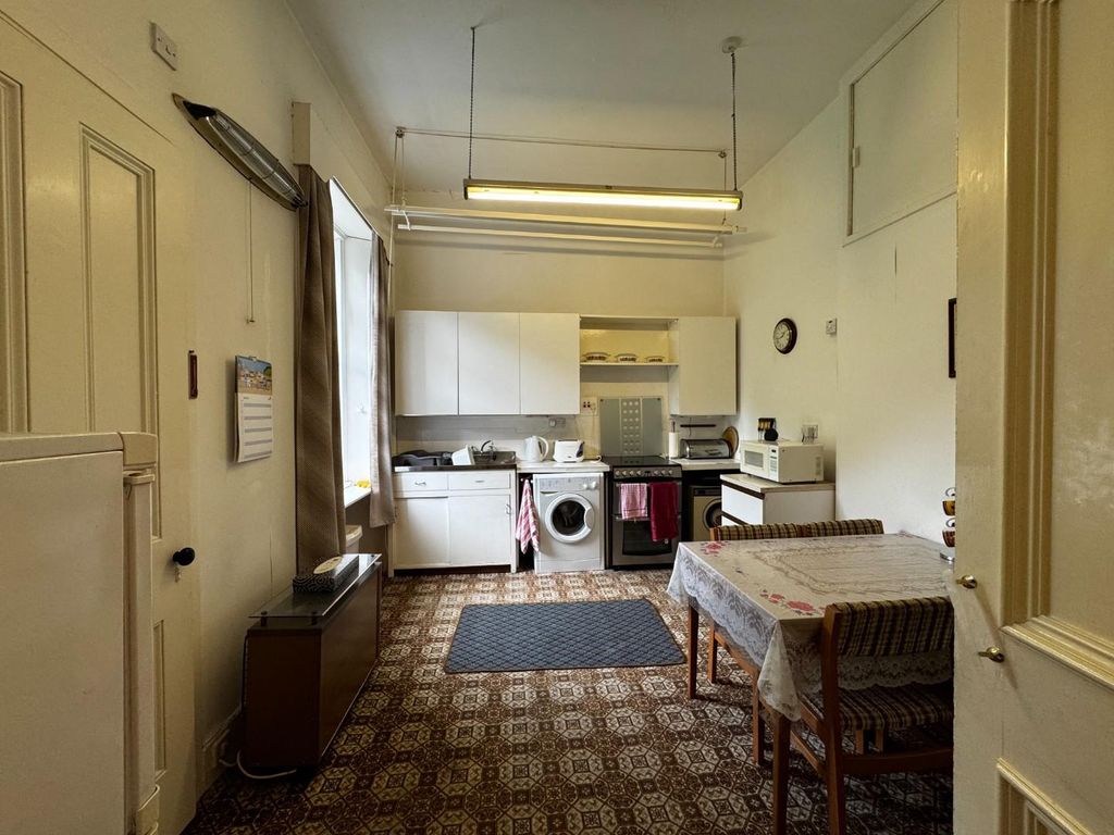 Additional image 6 of 3 bed flat for saleWest Bay Road, Millport, Isle Of Cumbrae KA28