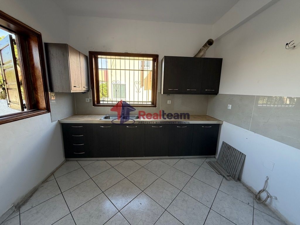 Property photo 3 of 26