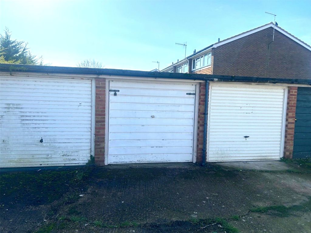 Property photo 1 of 2 Picture No. 02