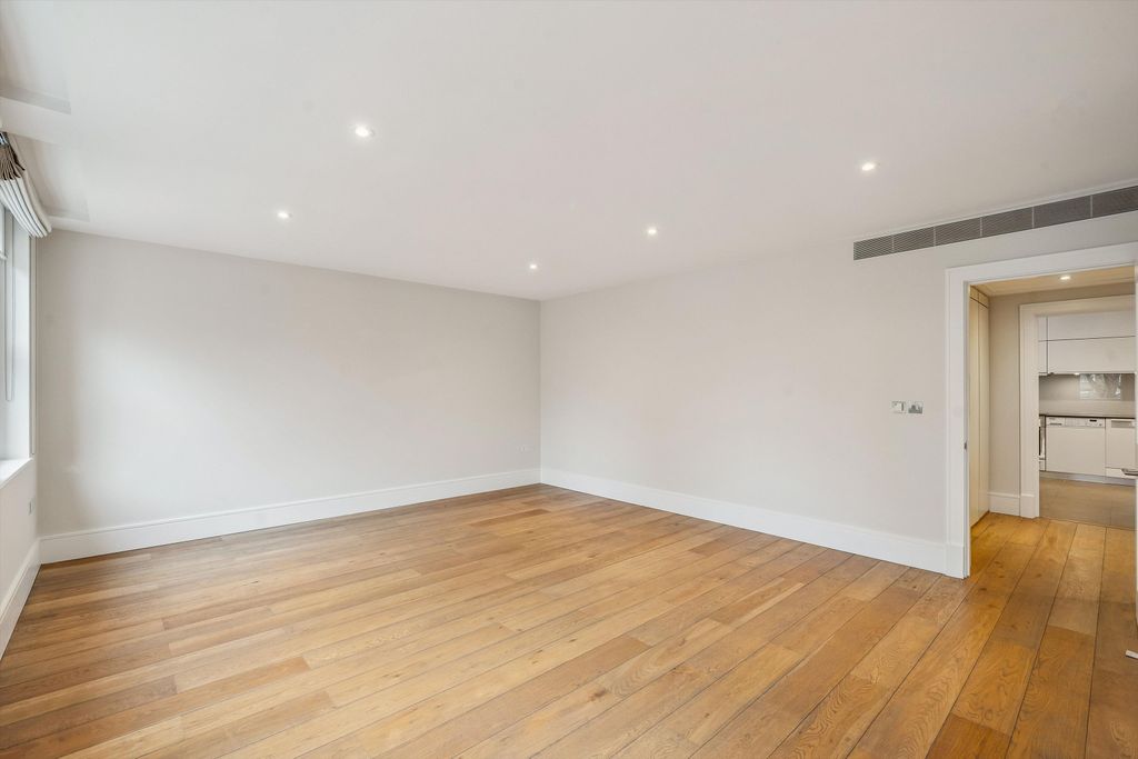 Property photo 3 of 9 Image