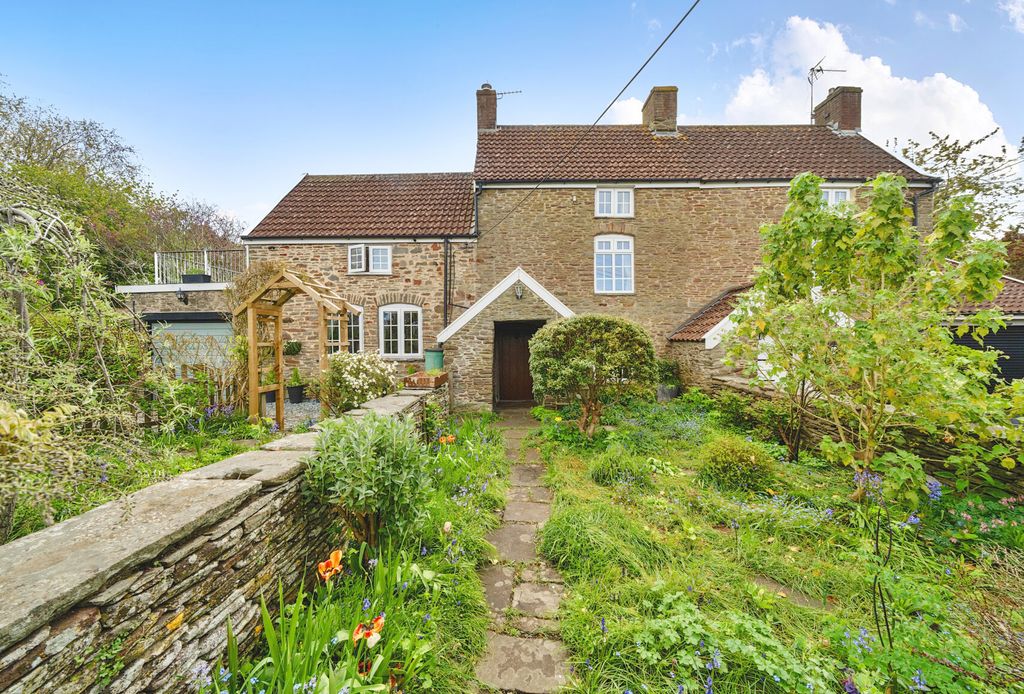 Property photo 3 of 26 Picture 3