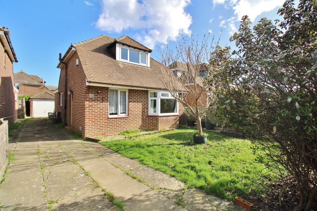 Property photo 1 of 28